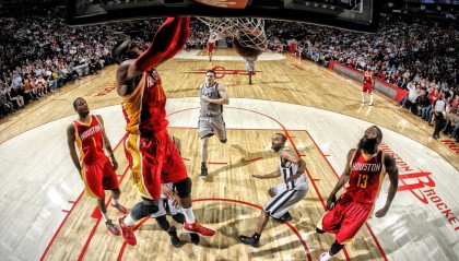 开云体育官网登入-法甲比赛夜场高潮不断，精彩进球与扑救成最大看点，法甲比赛时间一般几点